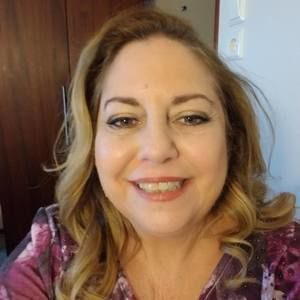 Meet your Posher, Denise